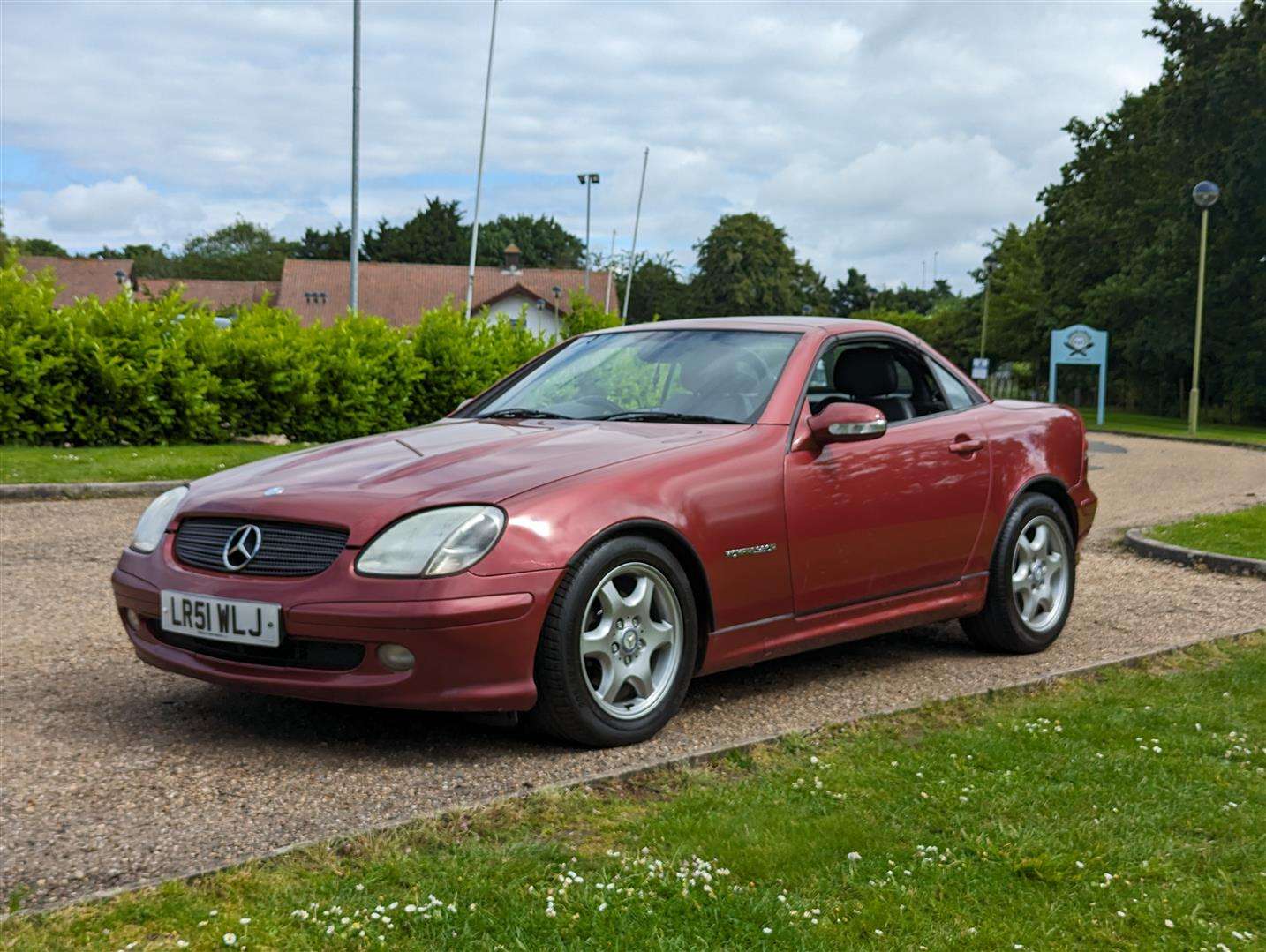 <p>2001 MERCEDES SLK 230 KOMPRESSOR AUTO</p>