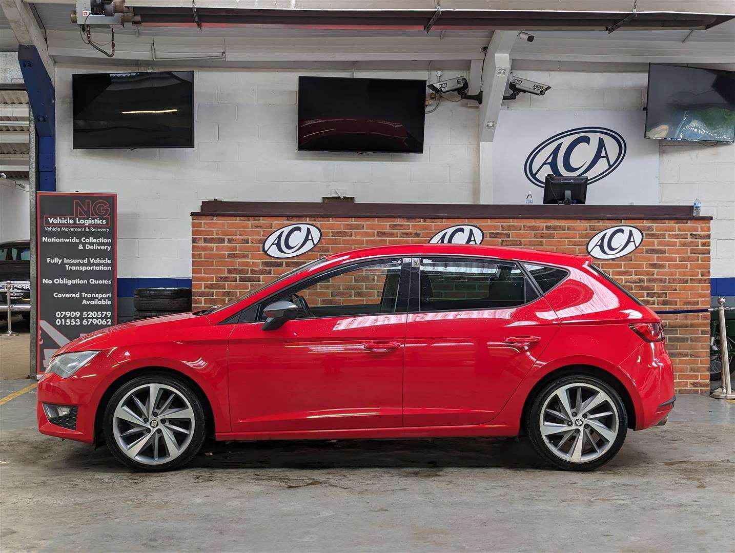 <p>2013 SEAT LEON FR TDI</p>