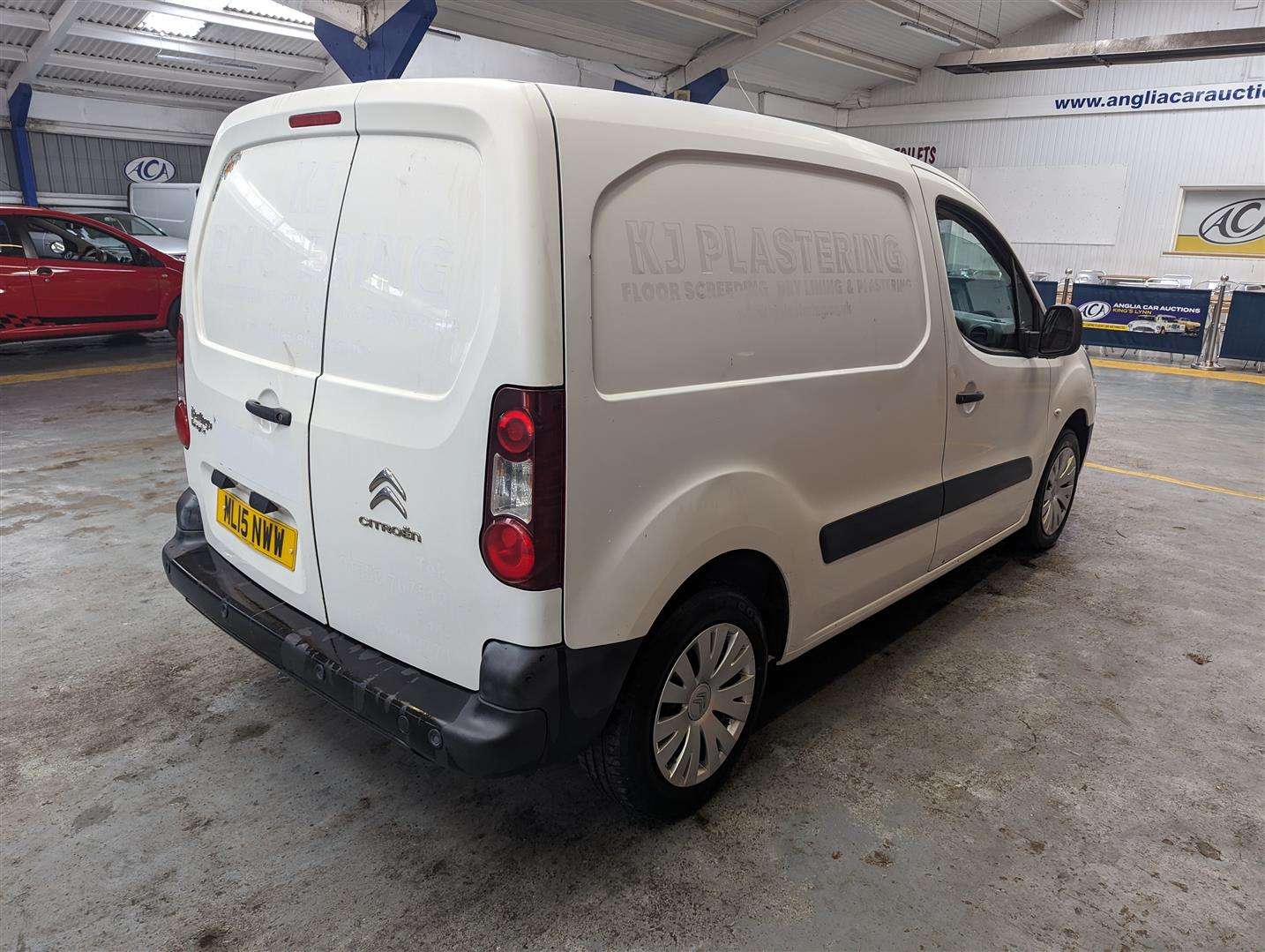 <p>2015 CITROEN BERLINGO 625 ENTERPRISE H</p>