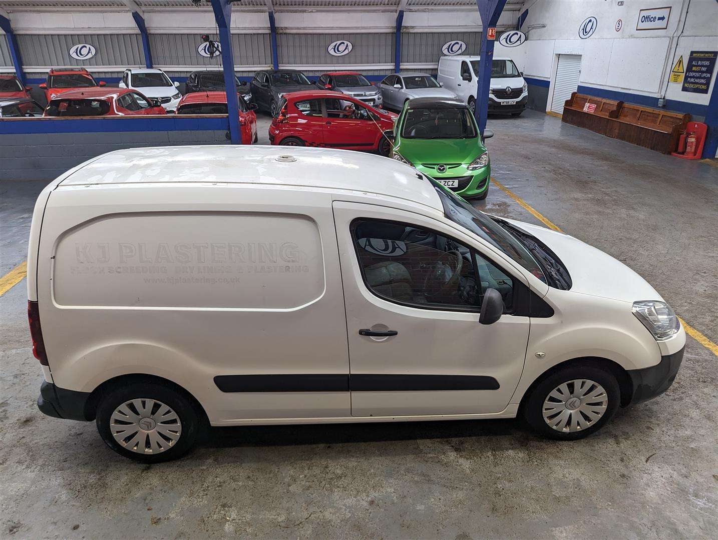 <p>2015 CITROEN BERLINGO 625 ENTERPRISE H</p>