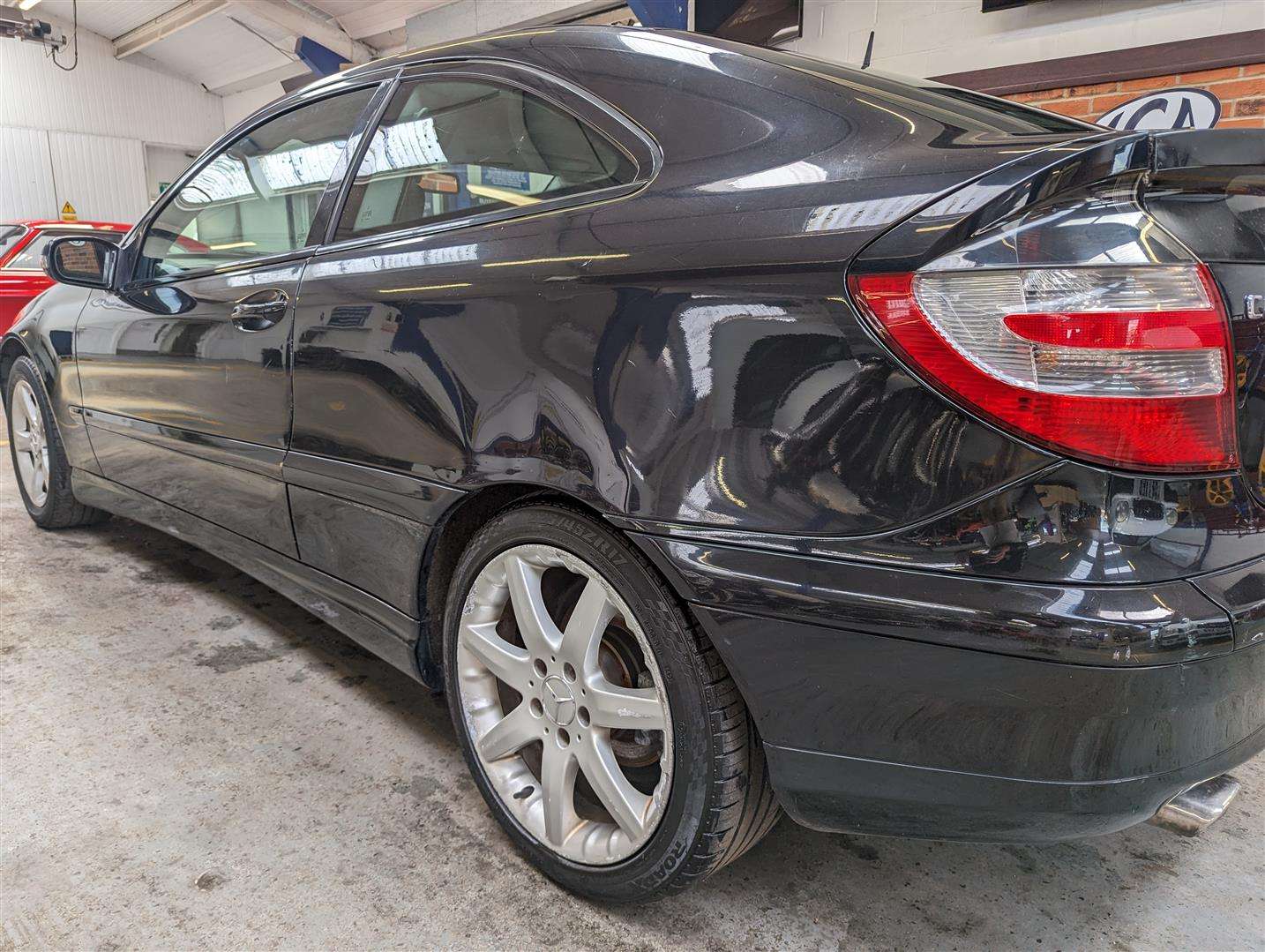 <p>2006 MERCEDES C220 CDI SE AUTO</p>