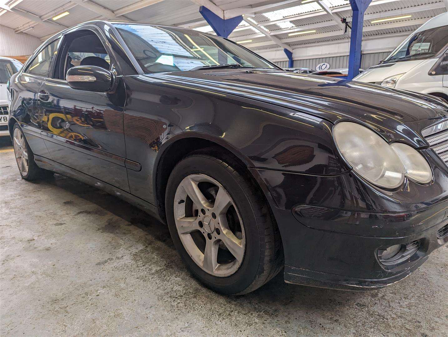 <p>2006 MERCEDES C220 CDI SE AUTO</p>