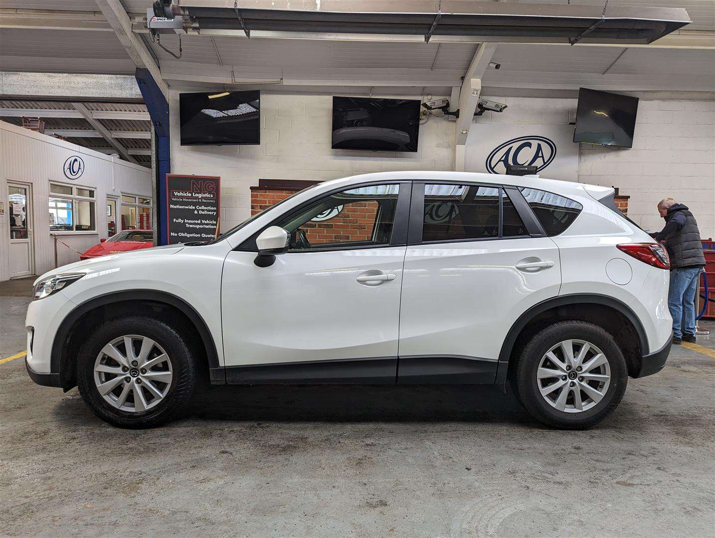 <p>2012 MAZDA CX-5 SE-L D NAV</p>