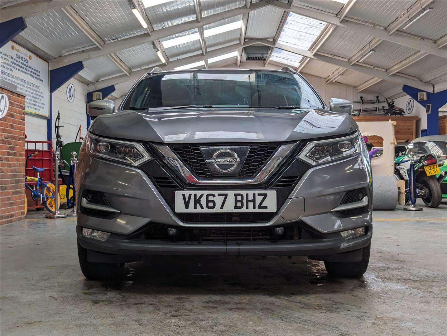 <p>2017 NISSAN QASHQAI TEKNA + DCI CVT</p>