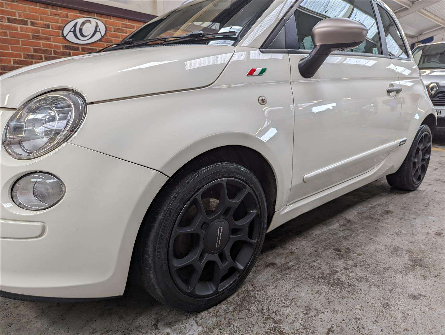 <p>2011 FIAT 500 TWINAIR PLUS</p>