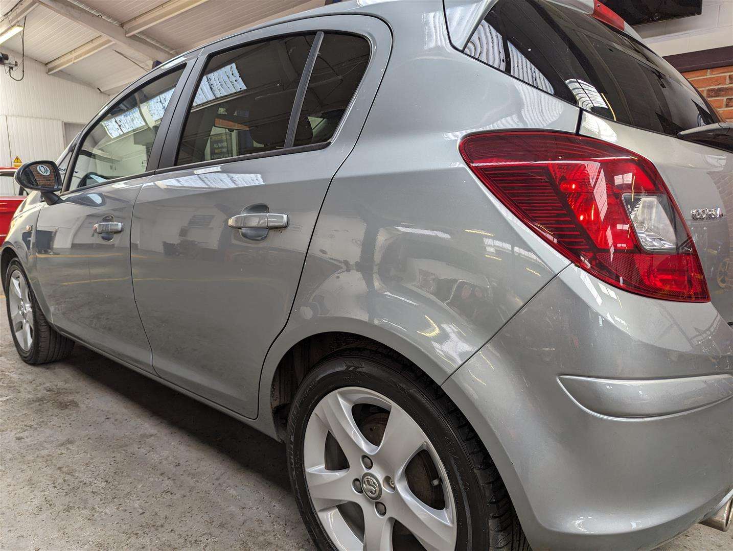 <p>2011 VAUXHALL CORSA SXI</p>