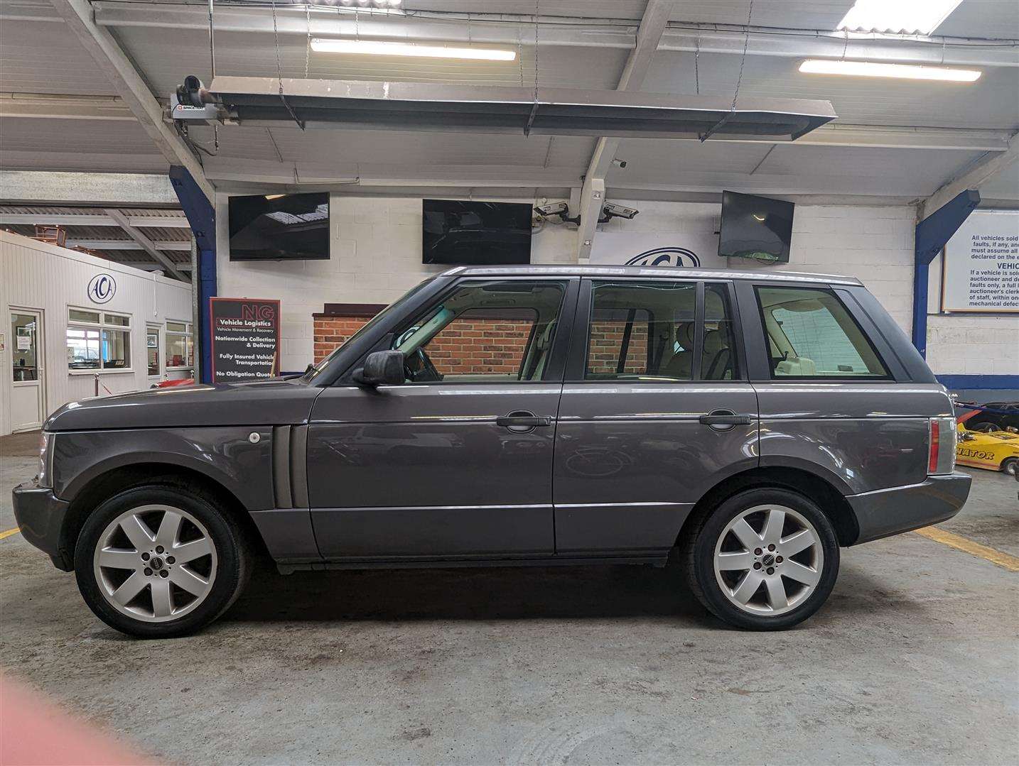 <p>2004 LAND ROVER RANGE ROVER VOGUE V8 AUTO LPG</p>