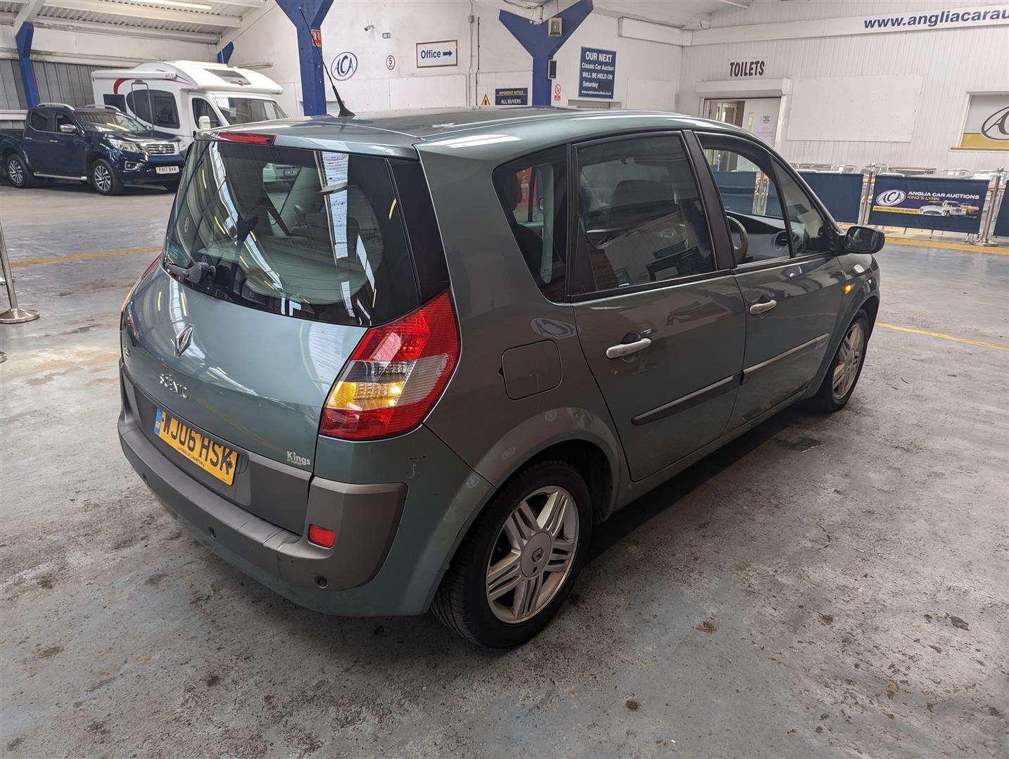 <p>2006 RENAULT SCENIC PRIVILEGE VVT AUTO</p>