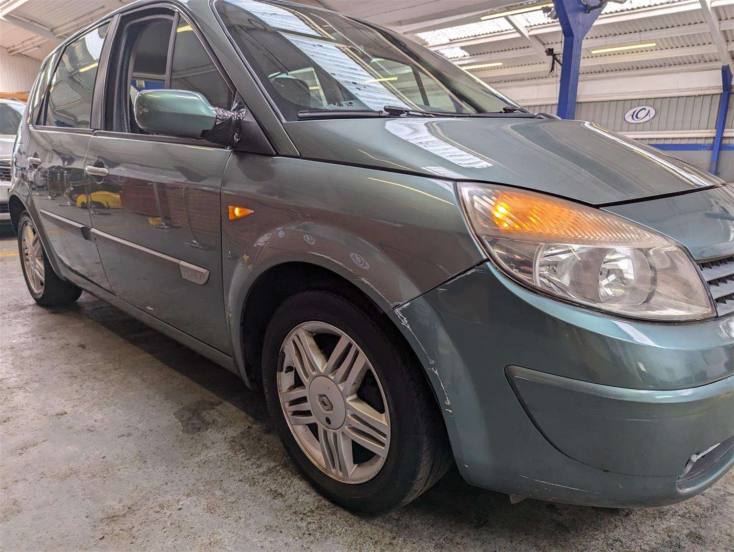 <p>2006 RENAULT SCENIC PRIVILEGE VVT AUTO</p>