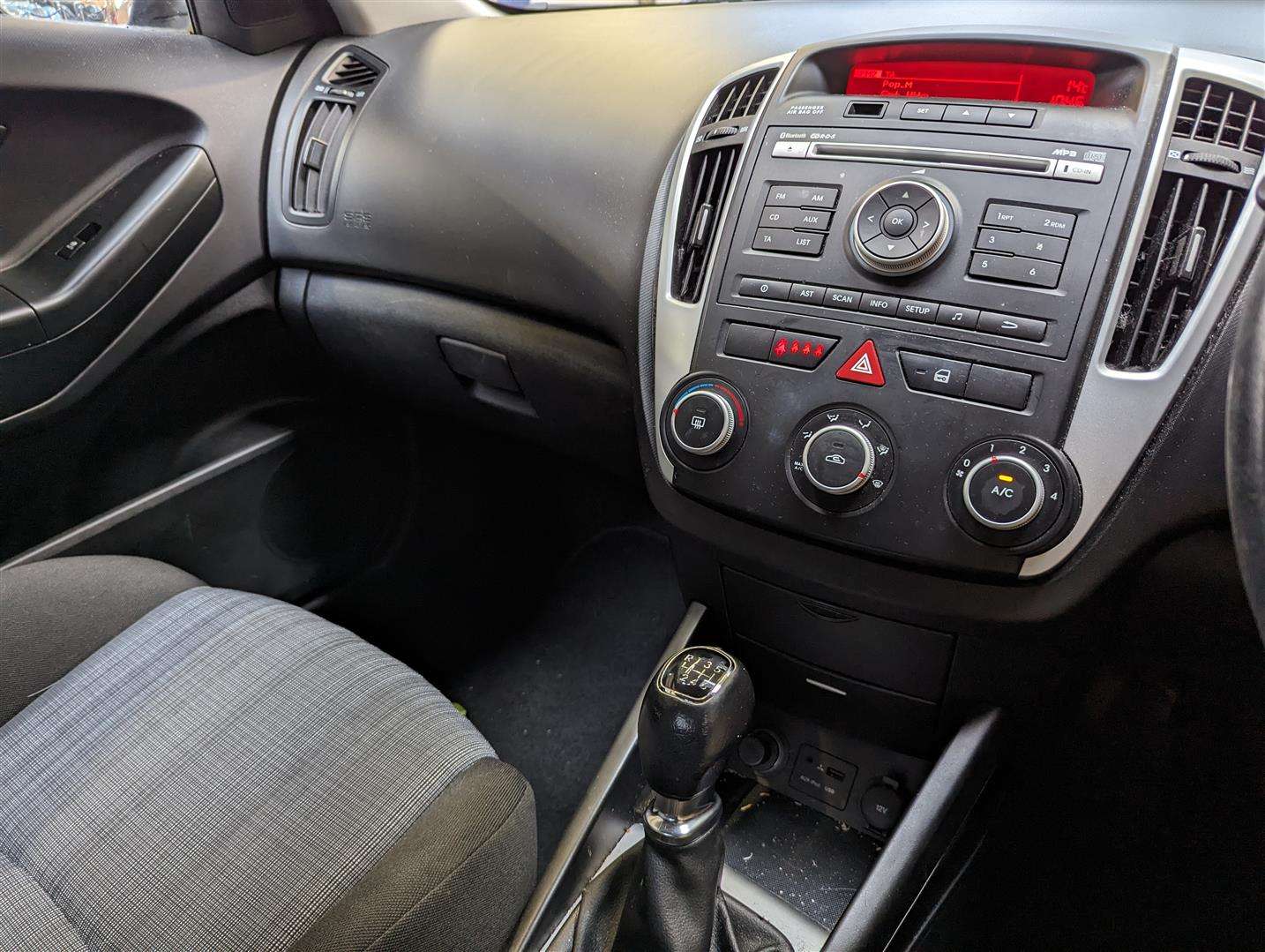 <p>2012 KIA PRO CEED VR-7 CRDI</p>