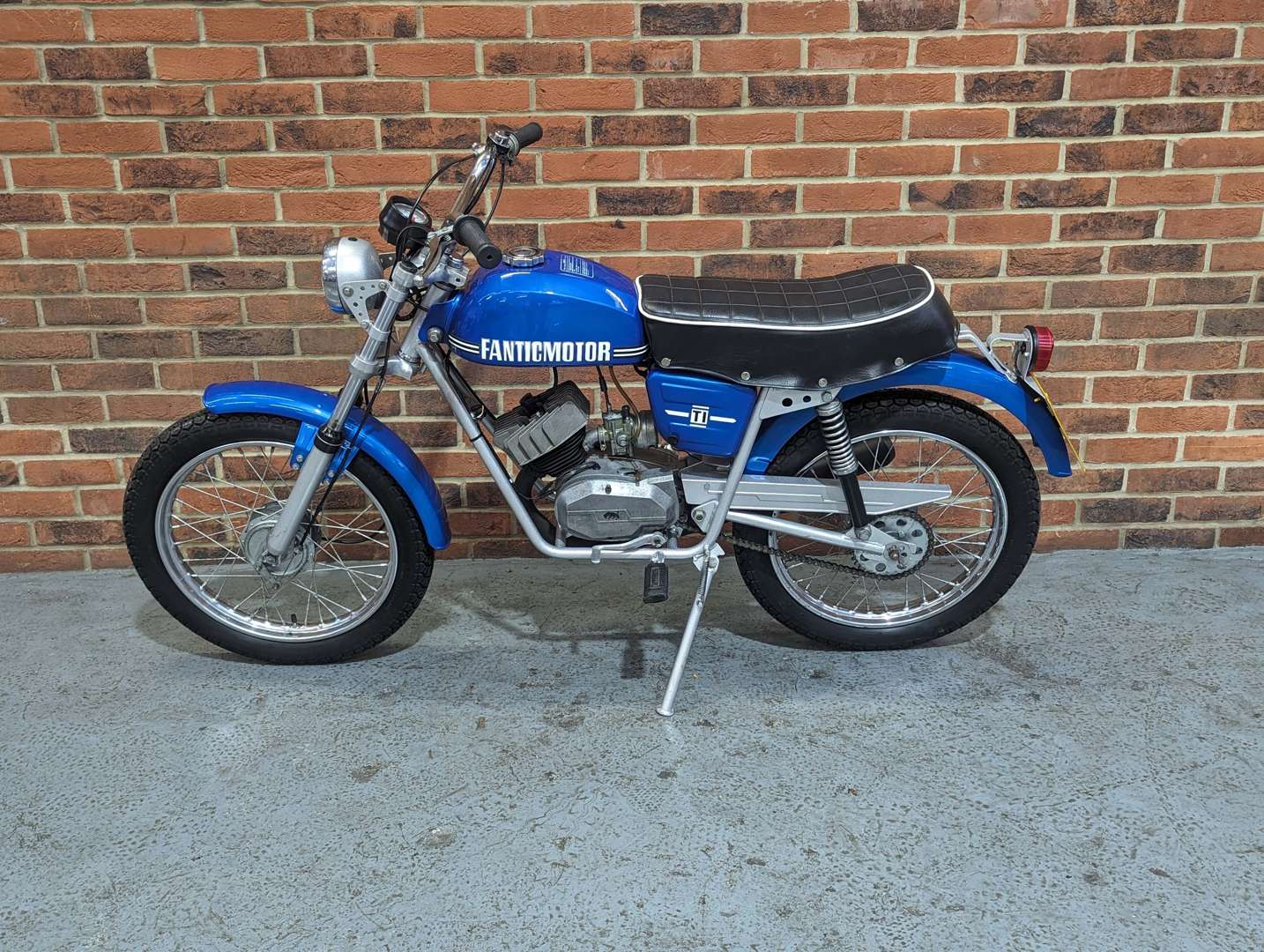 <p>1975 FANTIC Ti 49CC</p>