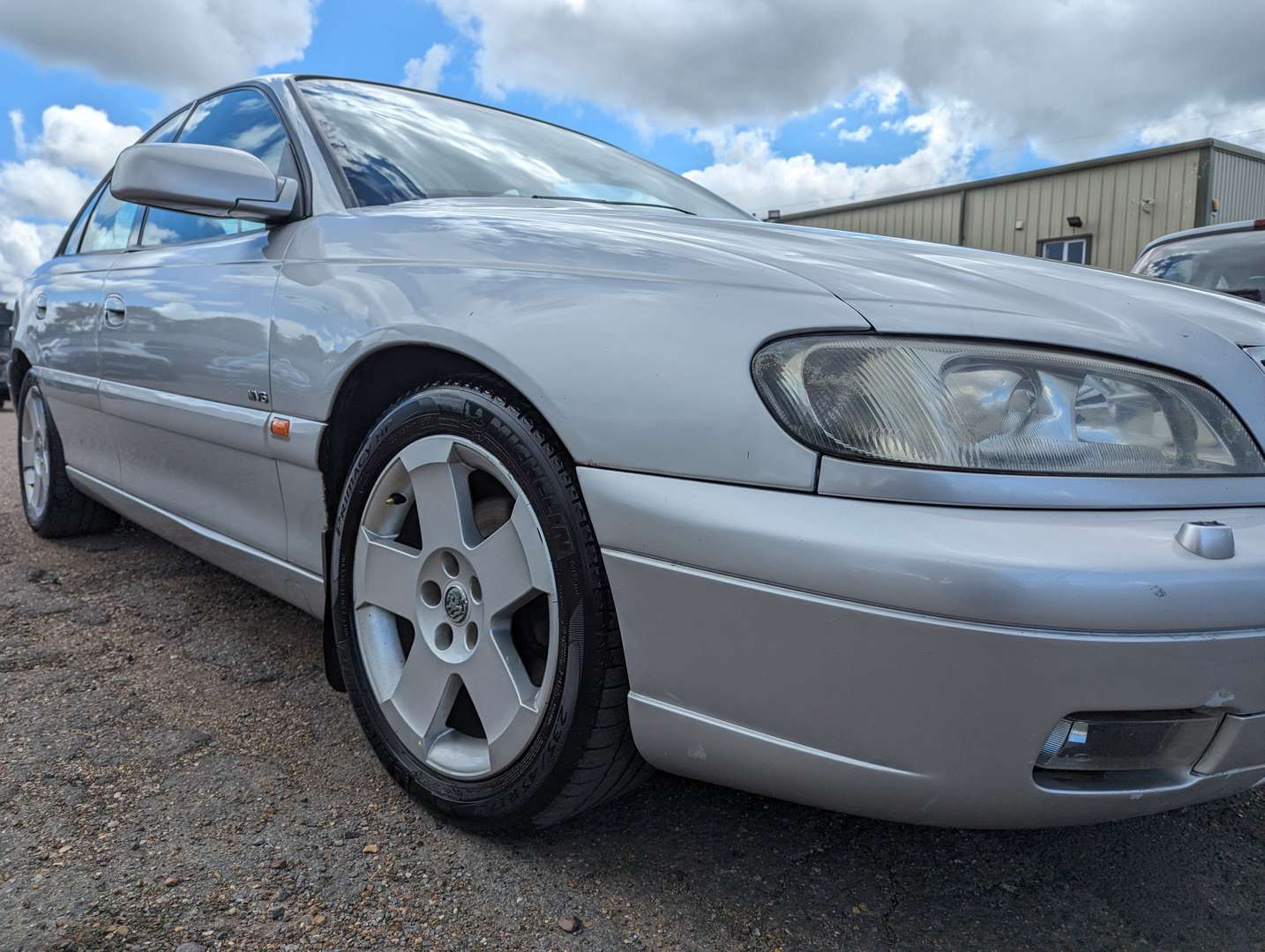 <p>2000 VAUXHALL OMEGA MV6 3.0 AUTO</p>