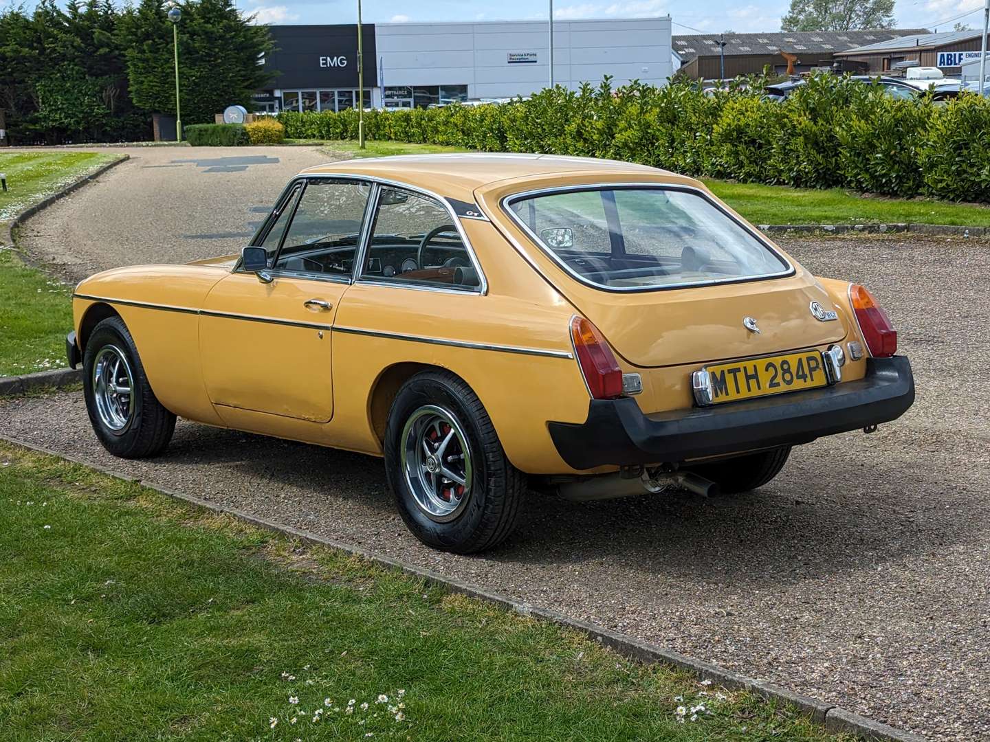 <p>1976 MG B GT</p>