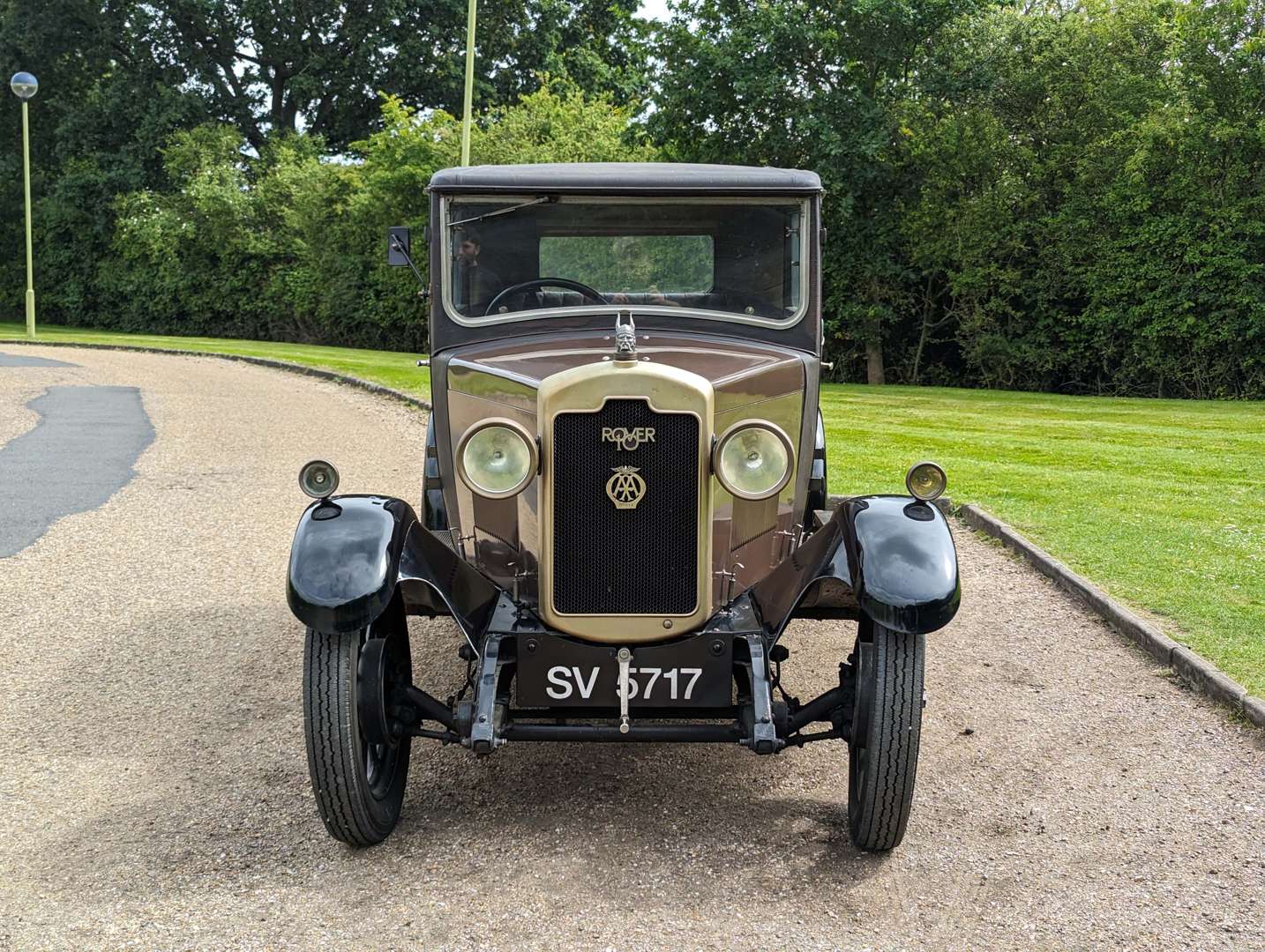 <p>1929 ROVER 10/25 WEYMANN RIVIERA SALOON&nbsp;</p>