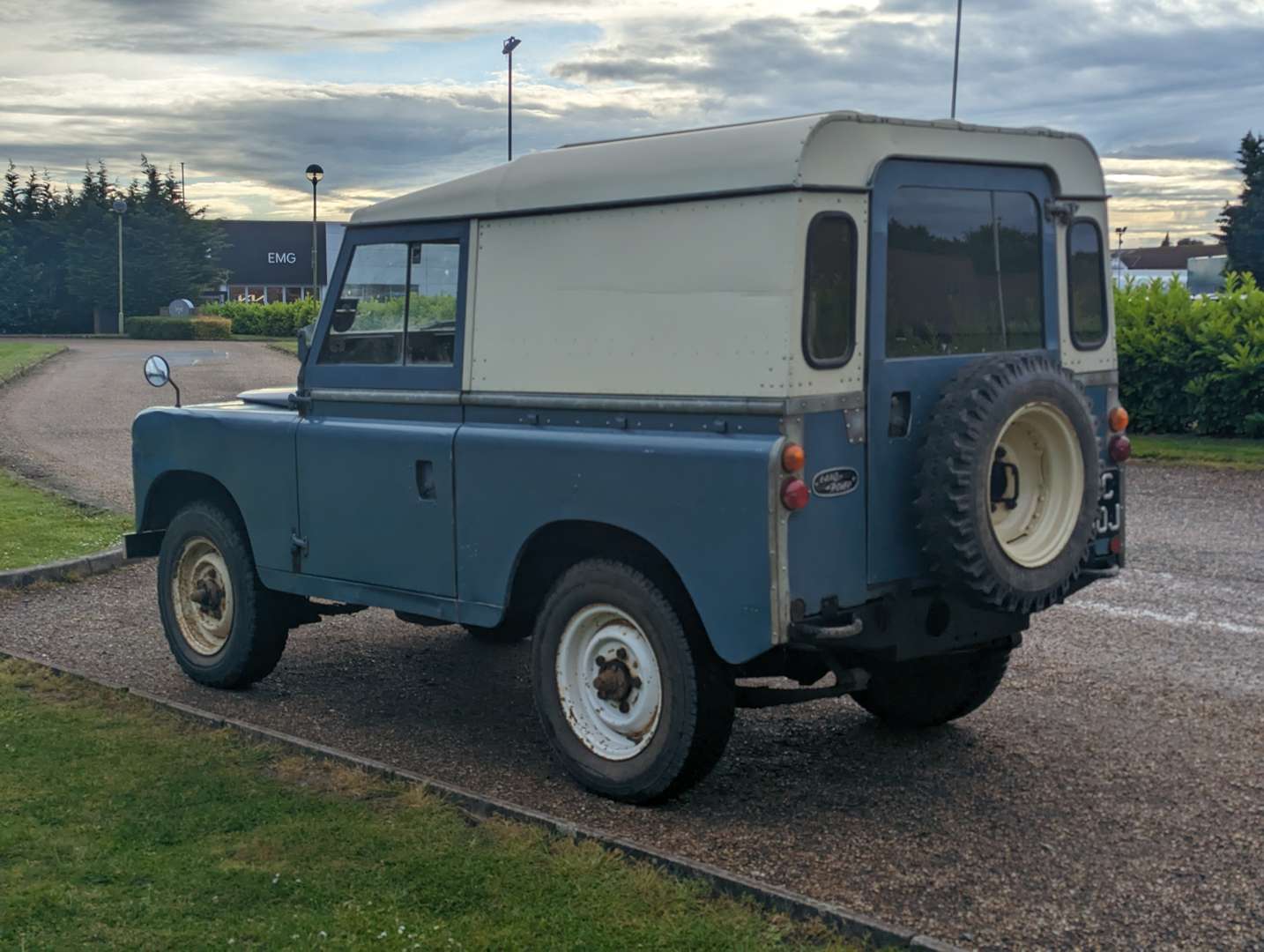 <p>1971 LAND ROVER SERIES IIA SWB</p>