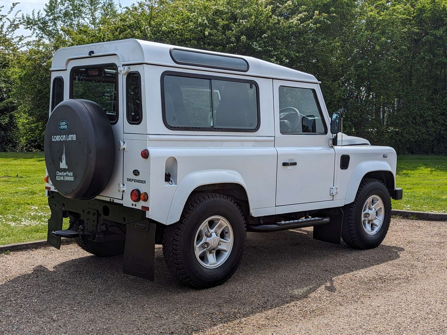 <p>2015 LAND ROVER DEFENDER 90 XS TD</p>