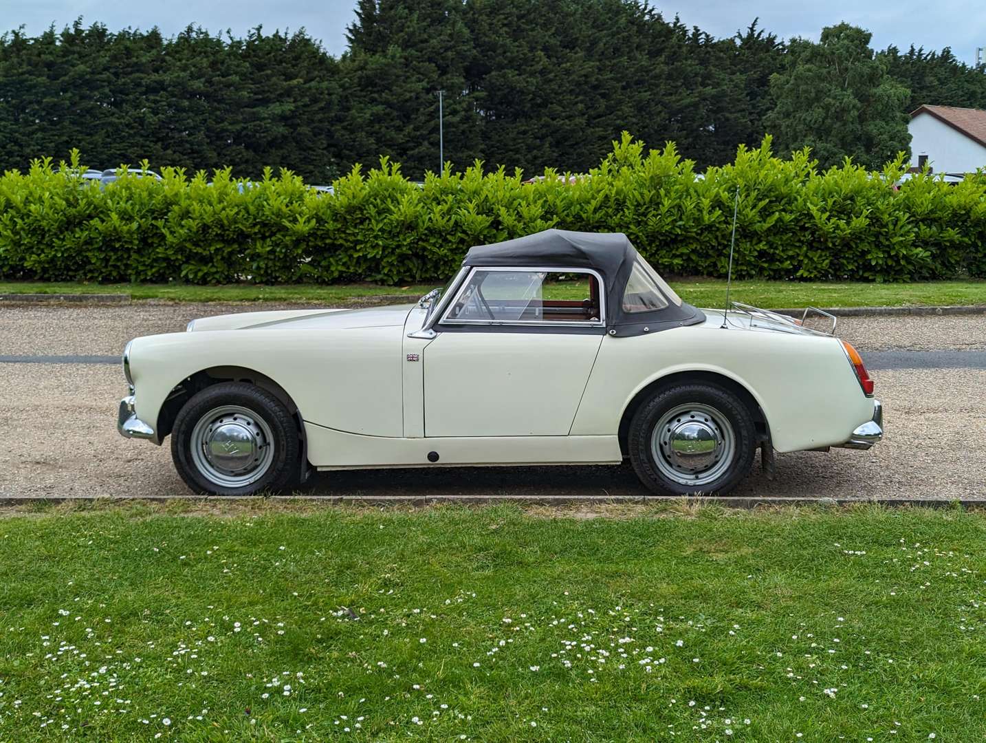 <p>1961 AUSTIN HEALEY SPRITE&nbsp;</p>