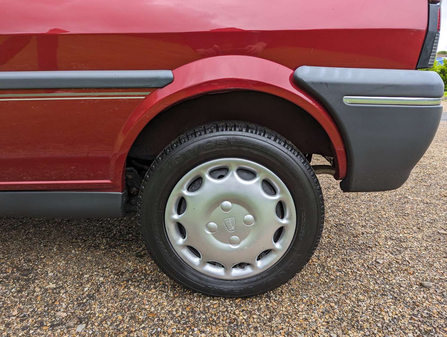 <p>1997 ROVER 100 ASCOT 12,000 MILES</p>