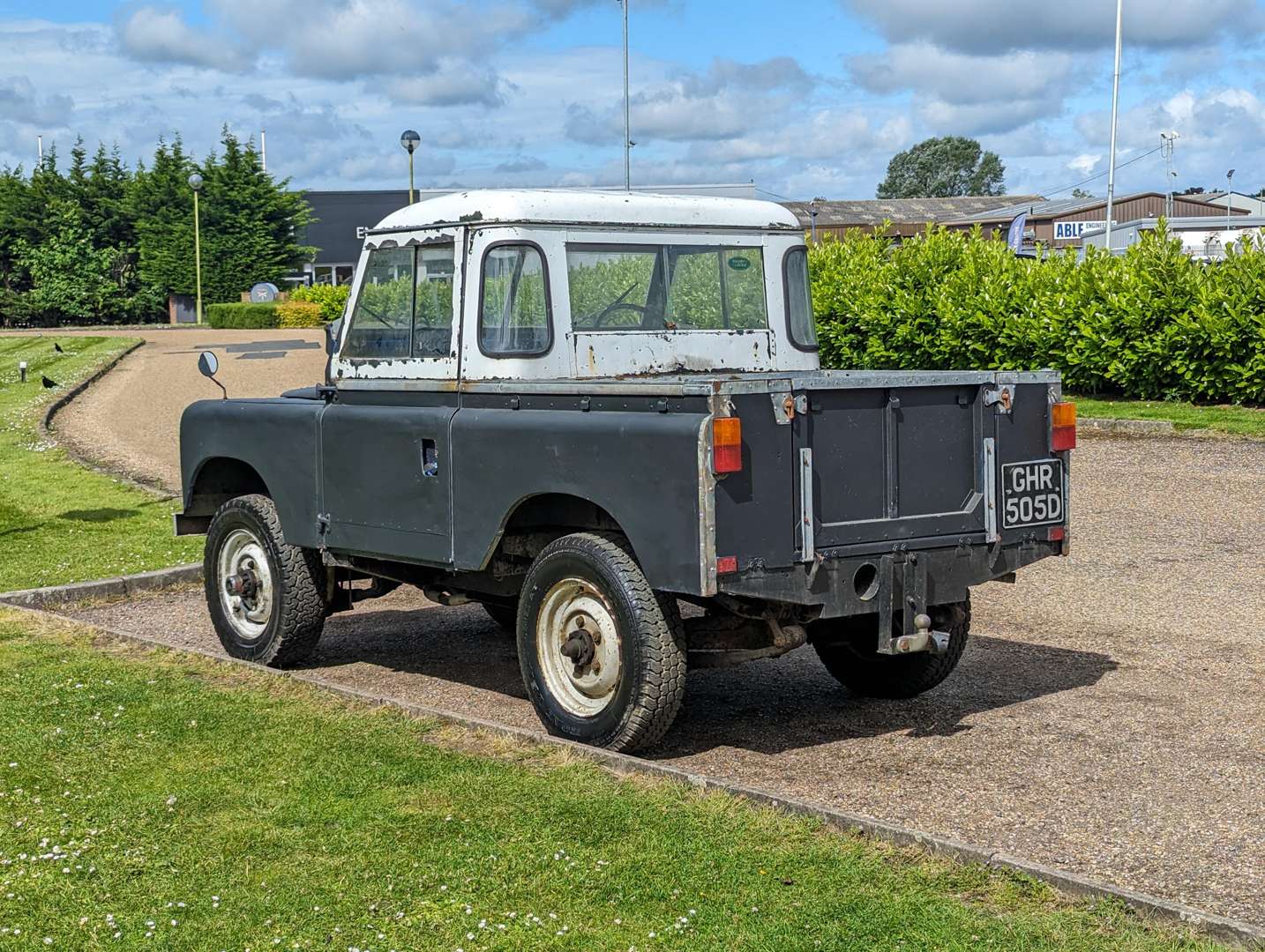 <p>1966 LAND ROVER SERIES 2A</p>