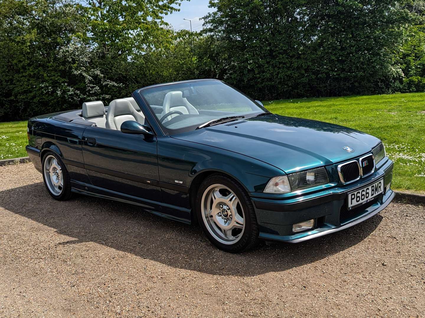 <p>1997 BMW M3 EVOLUTION</p>