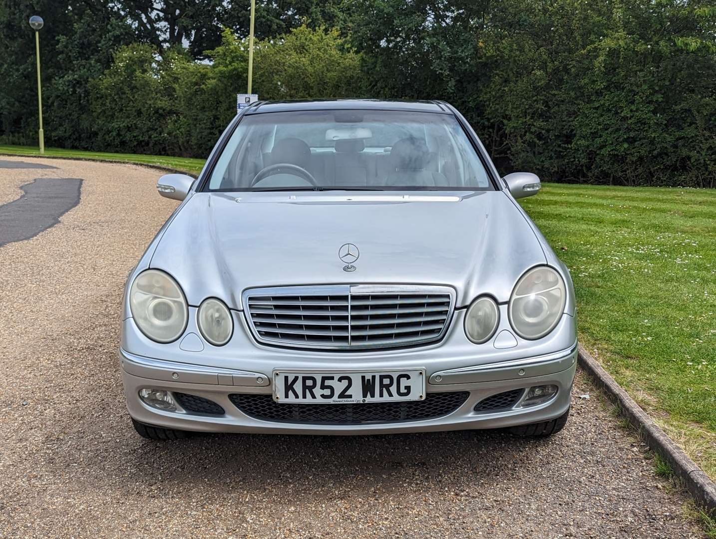 <p>2002 MERCEDES E500 AUTO</p>