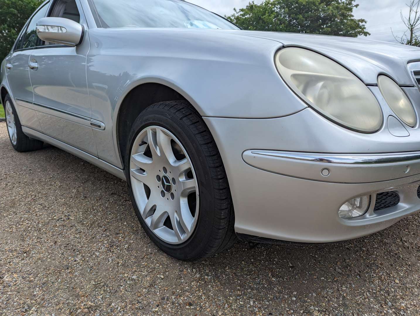 <p>2002 MERCEDES E500 AUTO</p>