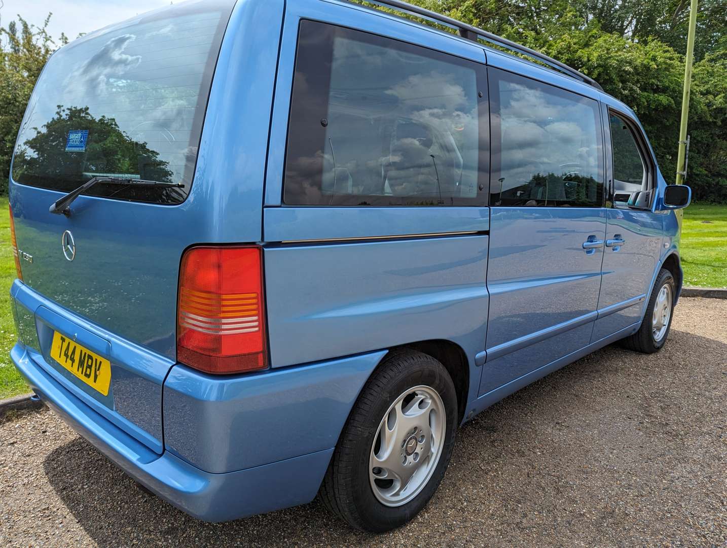 <p>1999 MERCEDES V230 FASHION 17,111 MILES</p>