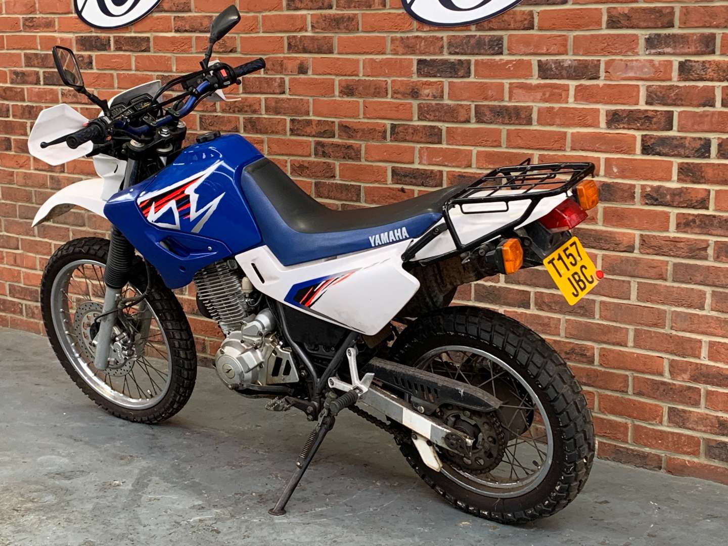 <p>1999 YAMAHA XT 600 E</p>