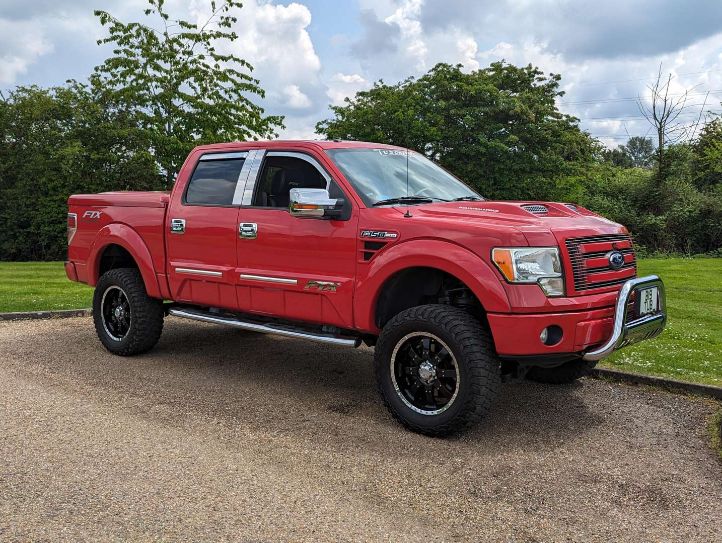 <p>2010 FORD F150 5.4 V8 PICK-UP LHD</p>