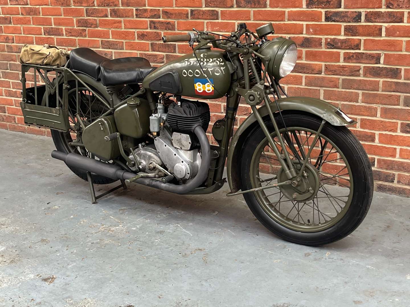 <p>1945 BSA M20 500</p>