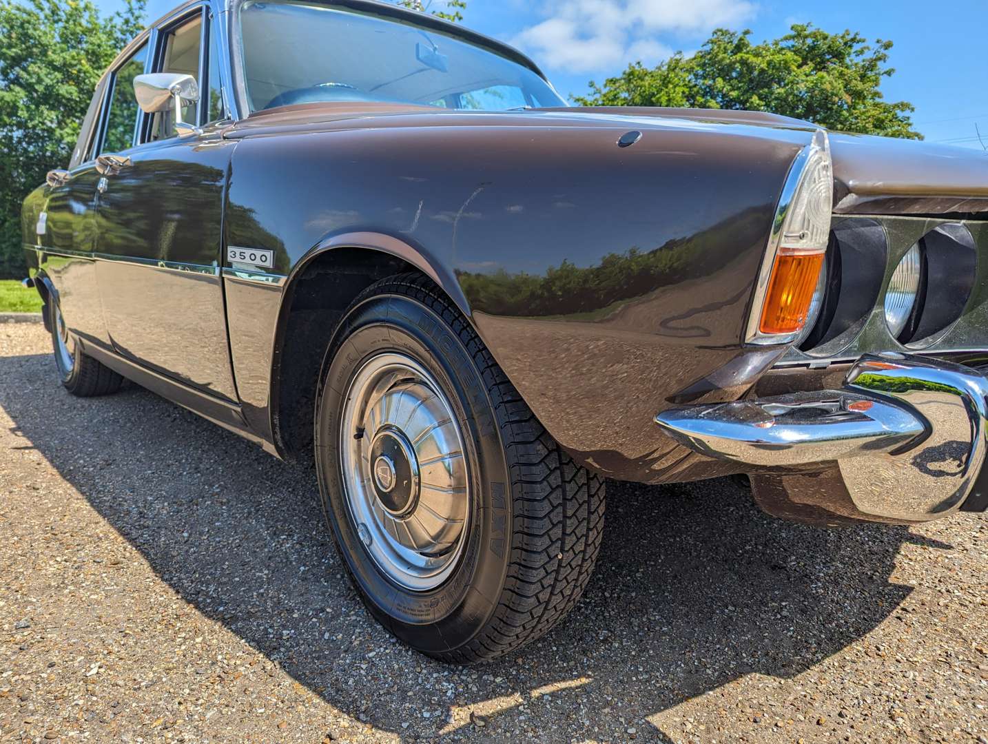 <p>1974 ROVER P6 3500 AUTO&nbsp;</p>