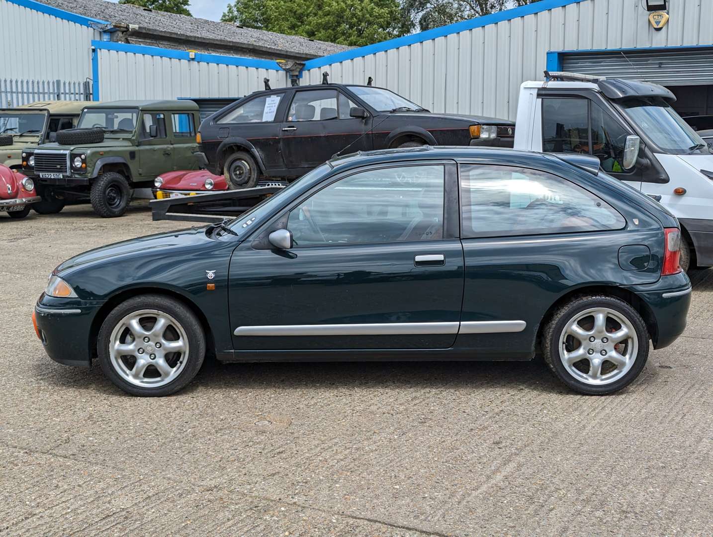 <p>1999 ROVER 200 BRM</p>