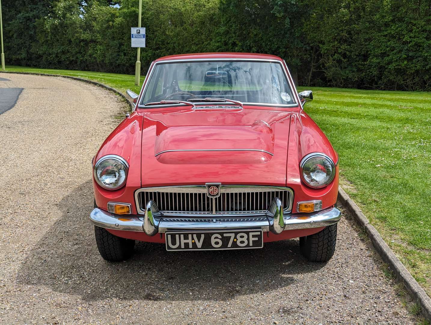 <p>1968 MG C GT</p>