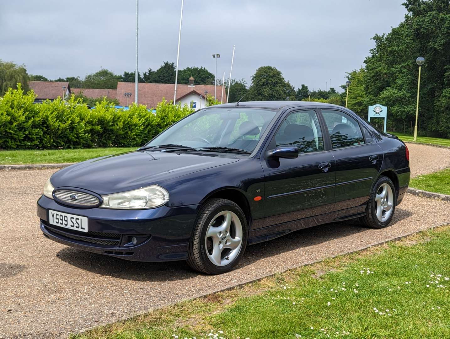 <p>2001 FORD MONDEO ST 24 V6</p>