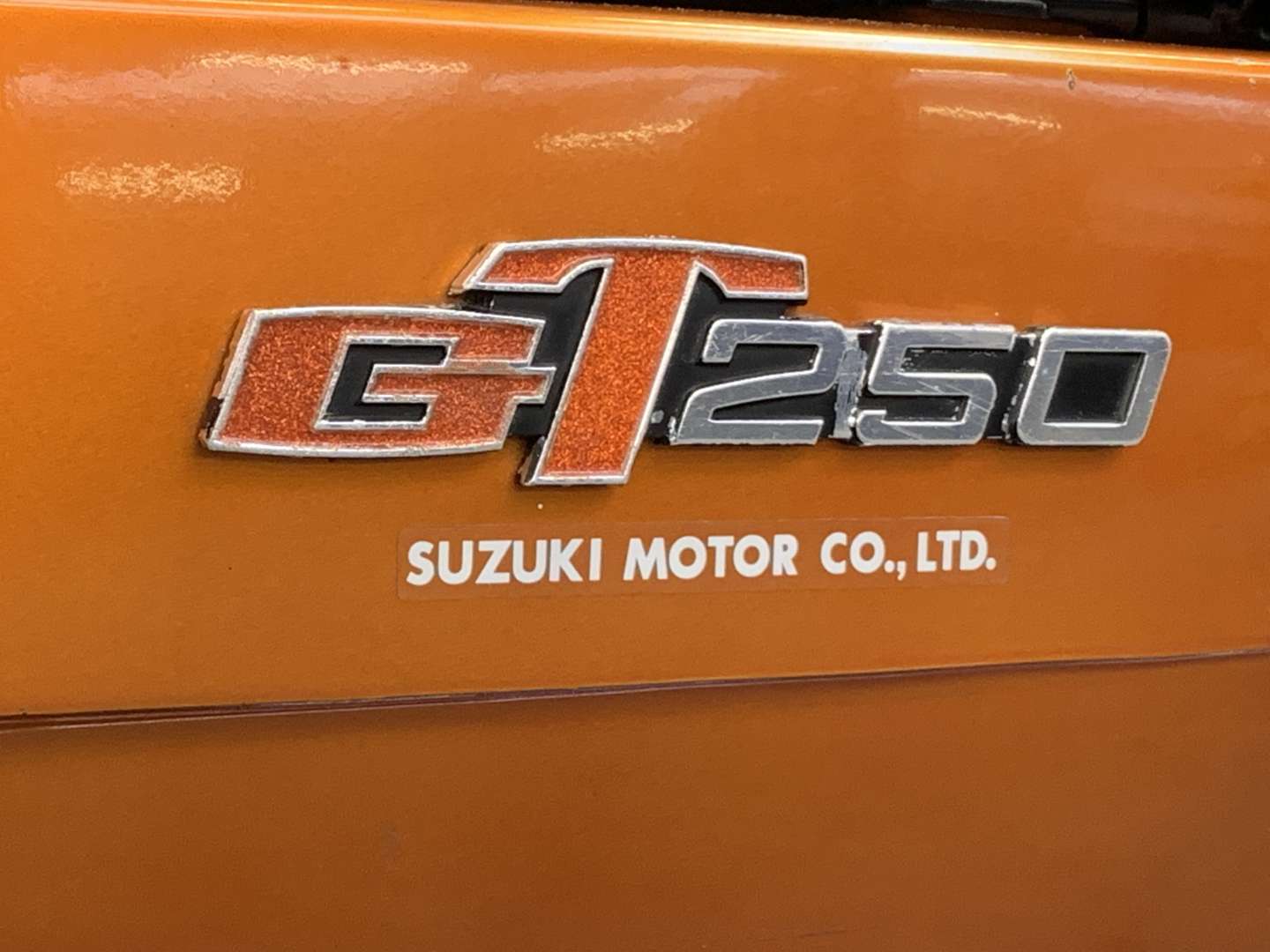 <p>1978 SUZUKI GT 250</p>