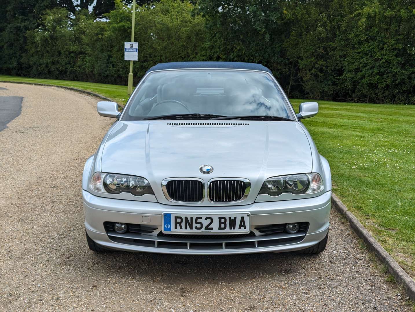 <p>2003 BMW 318 CI CONVERTIBLE ONE OWNER&nbsp;</p>