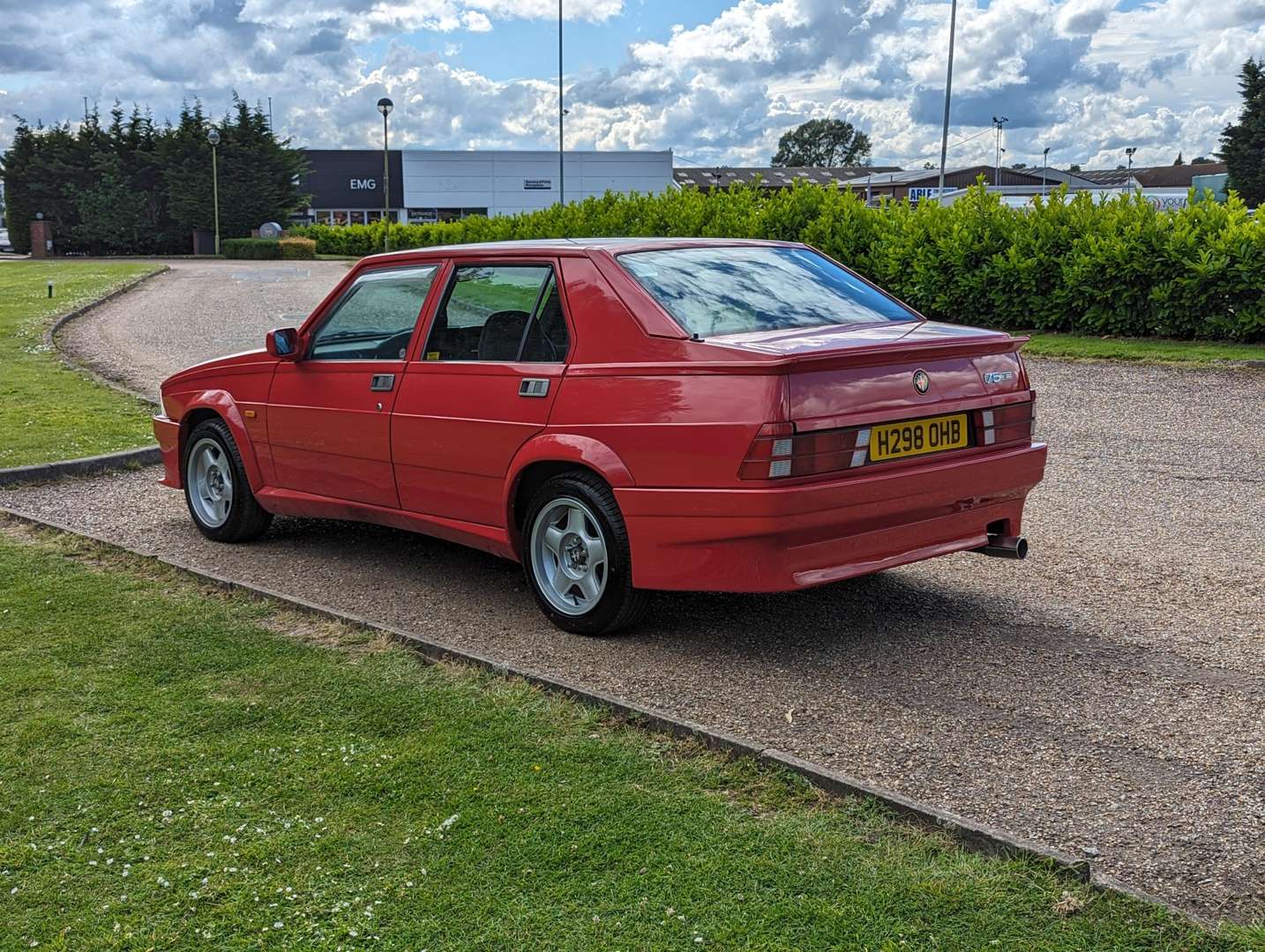 <p>1991 ALFA ROMEO 75 CLOVERLEAF</p>