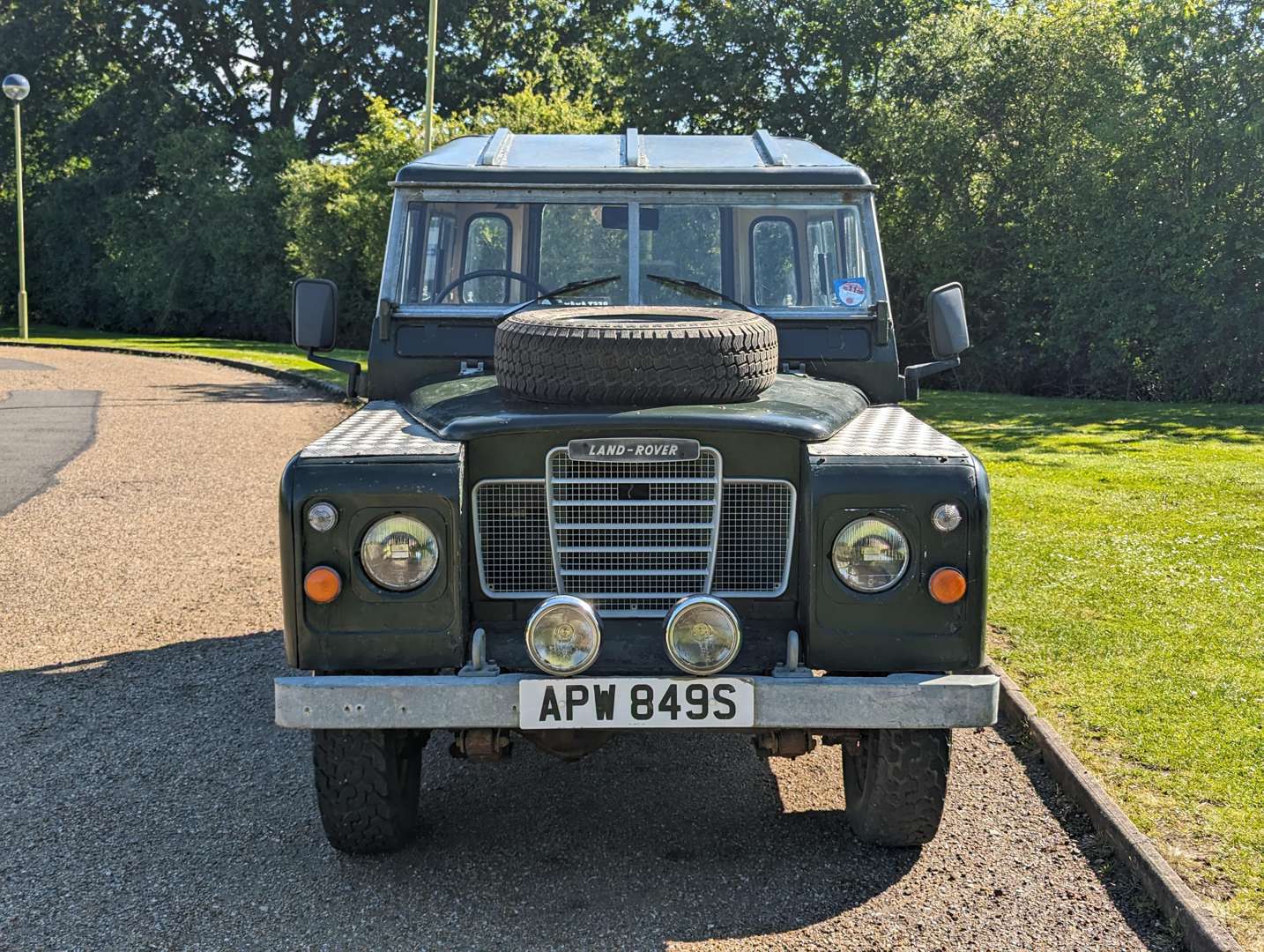 <p>1978 LAND ROVER 88" SII</p>