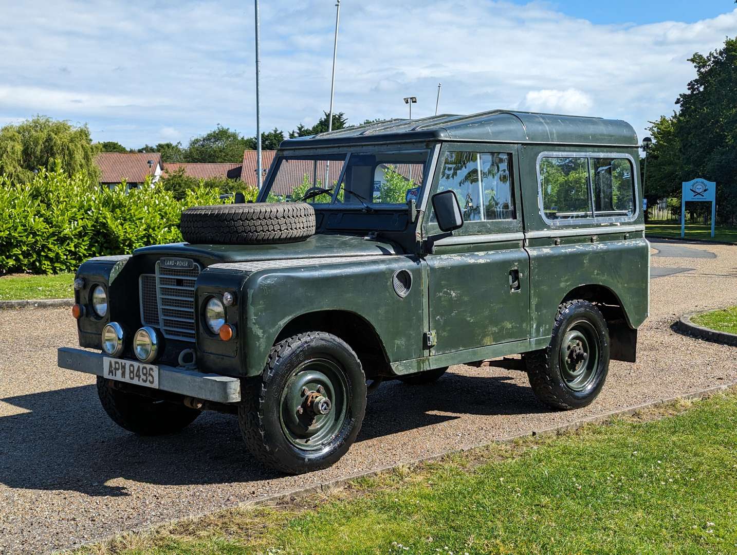 <p>1978 LAND ROVER 88" SII</p>