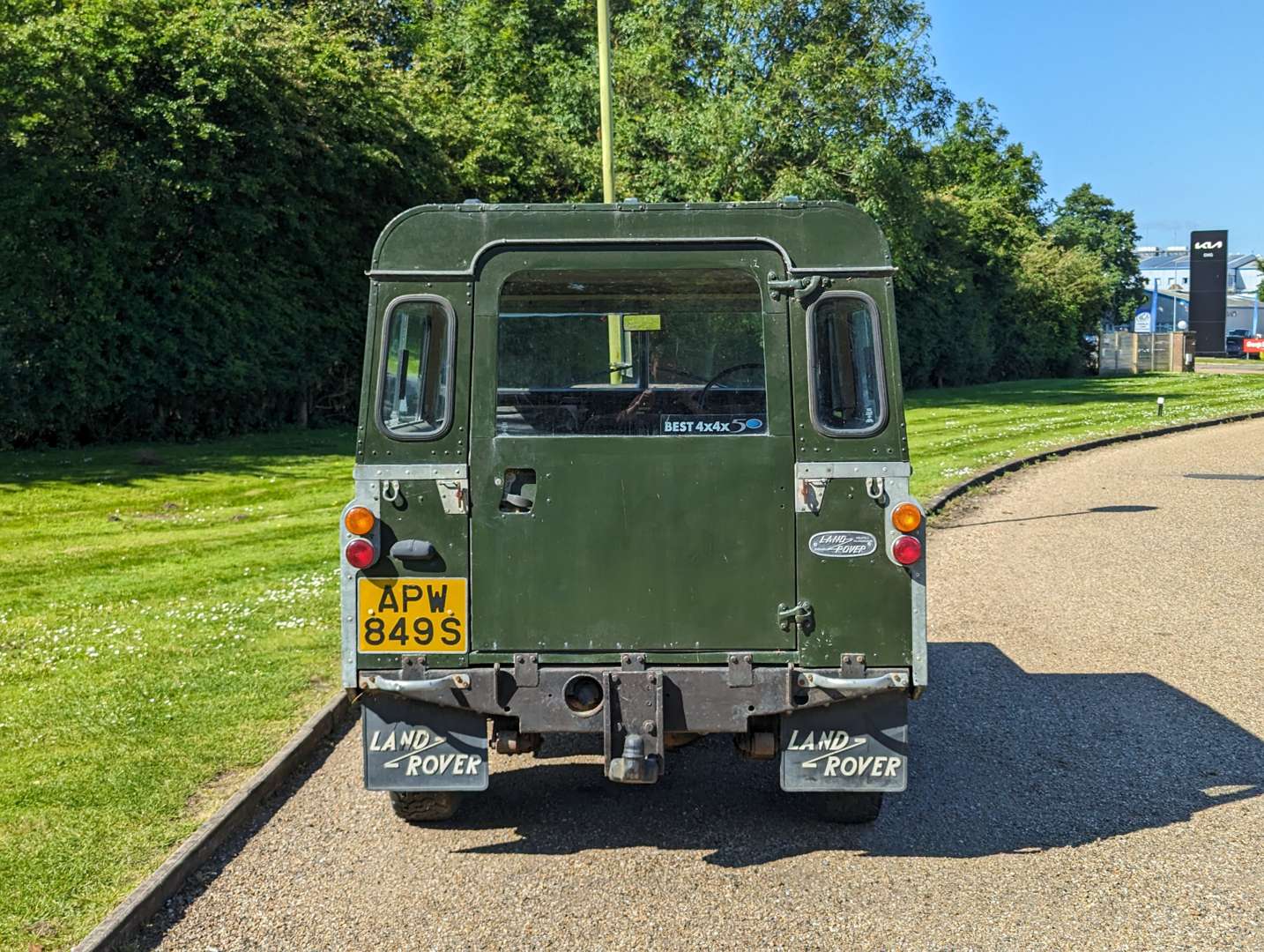 <p>1978 LAND ROVER 88" SII</p>