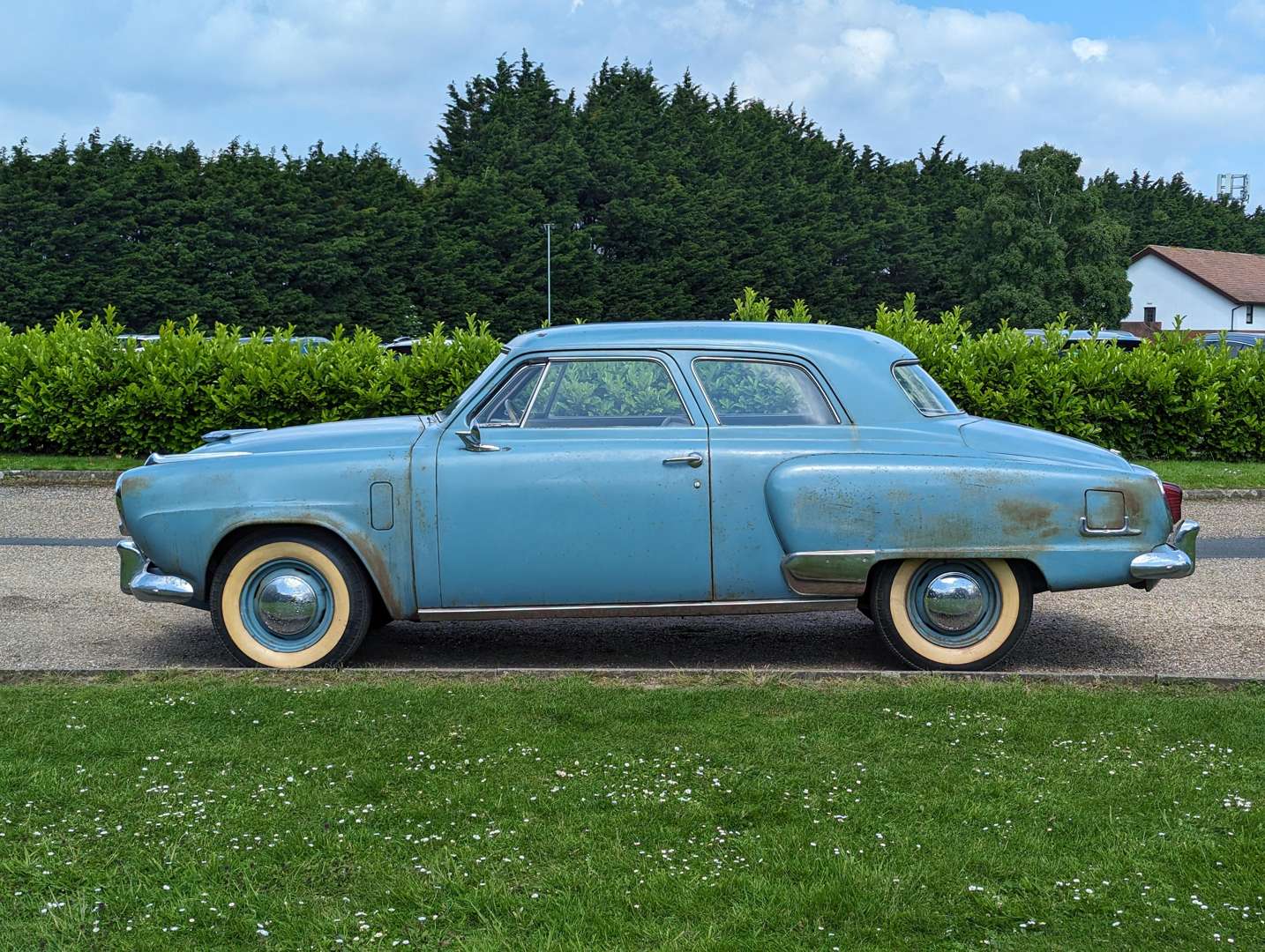 <p>1951 STUDEBAKER COMMANDER V8 LHD</p>