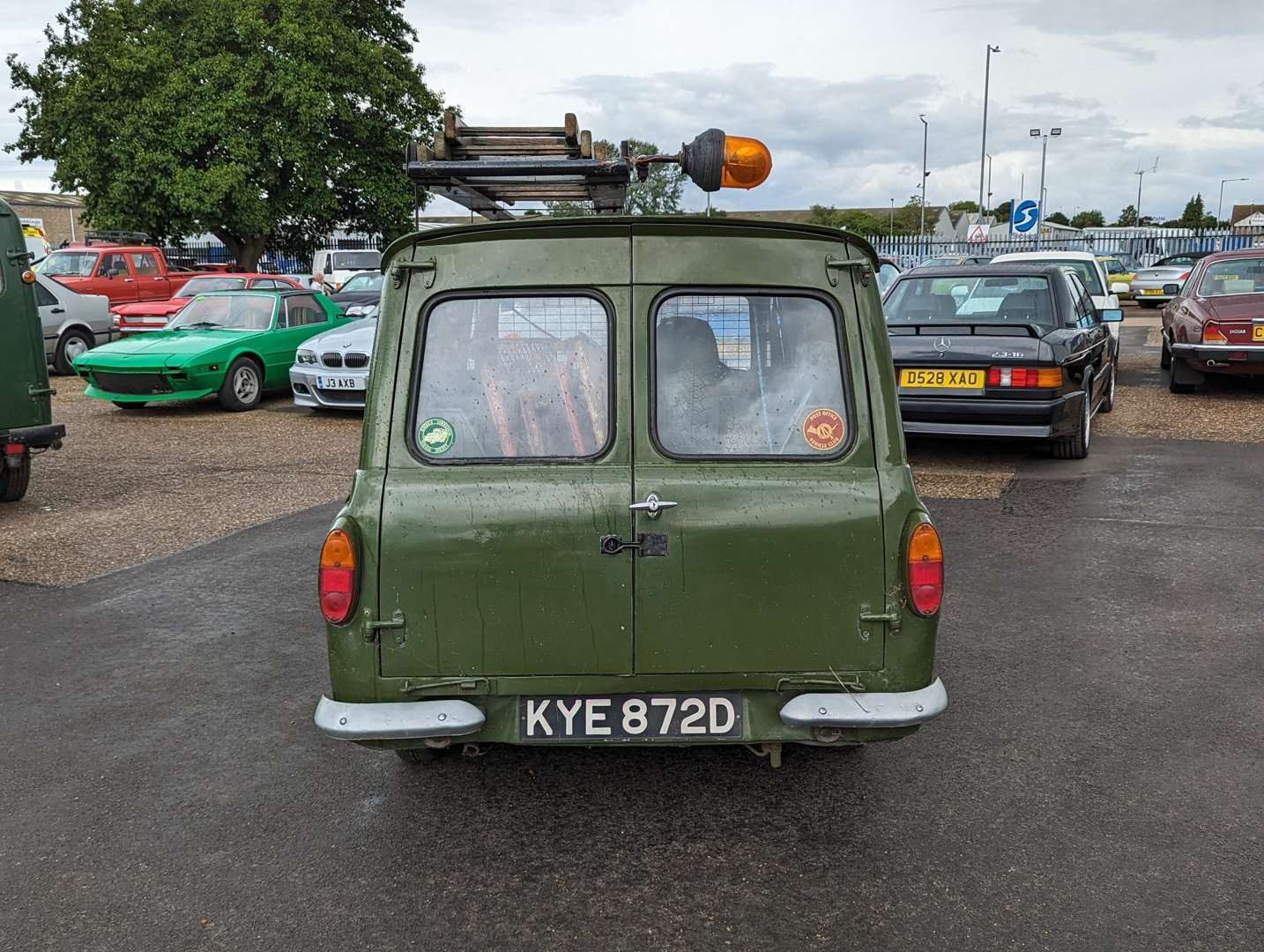 <p>1966 FORD ANGLIA VAN</p>