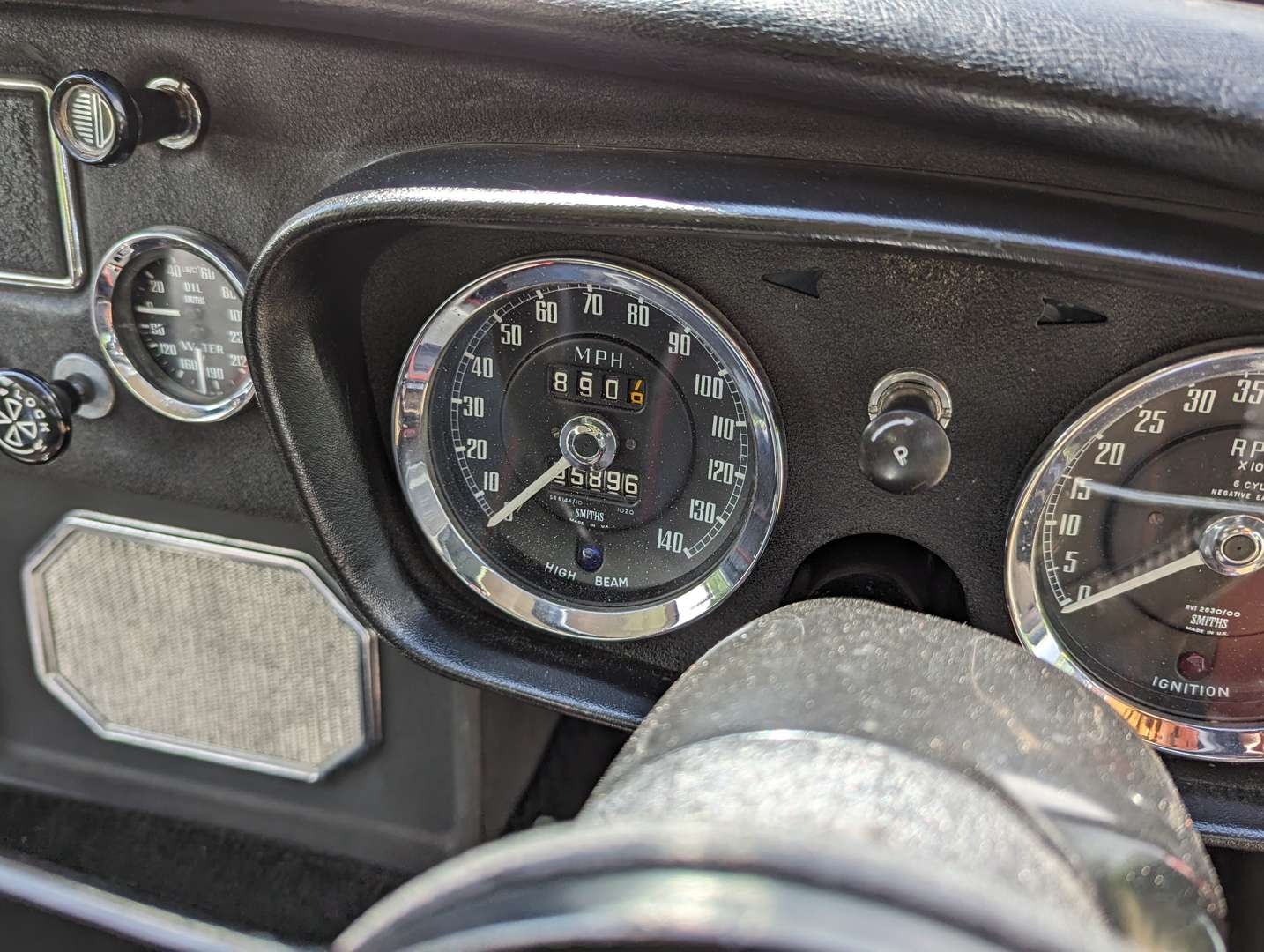 <p>1968 MG C GT&nbsp;</p>