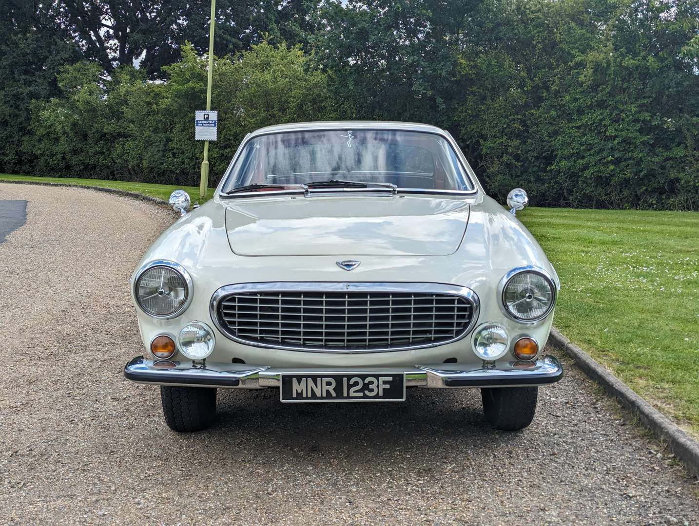 <p>1967 VOLVO P1800 S&nbsp;</p>