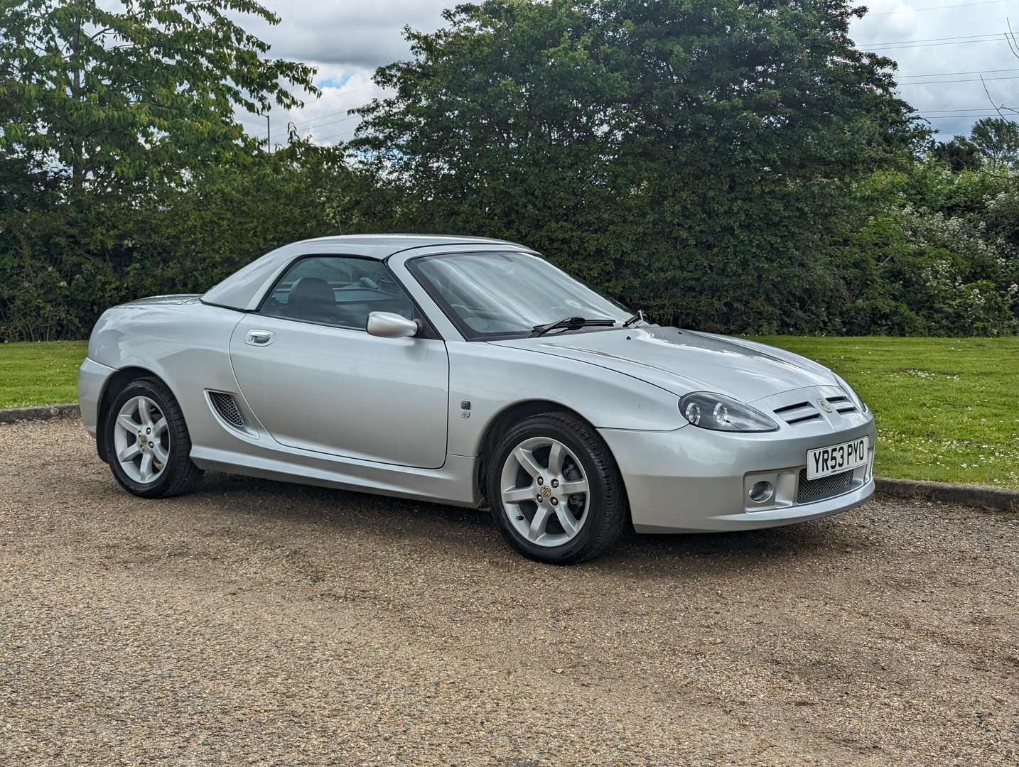 <p>2003 MG TF 18,000 MILES</p>