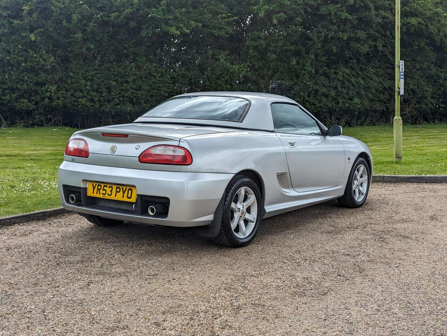 <p>2003 MG TF 18,000 MILES</p>