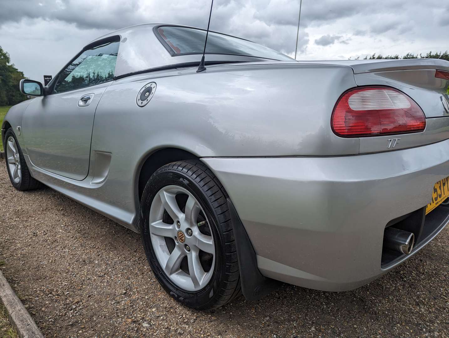 <p>2003 MG TF 18,000 MILES</p>