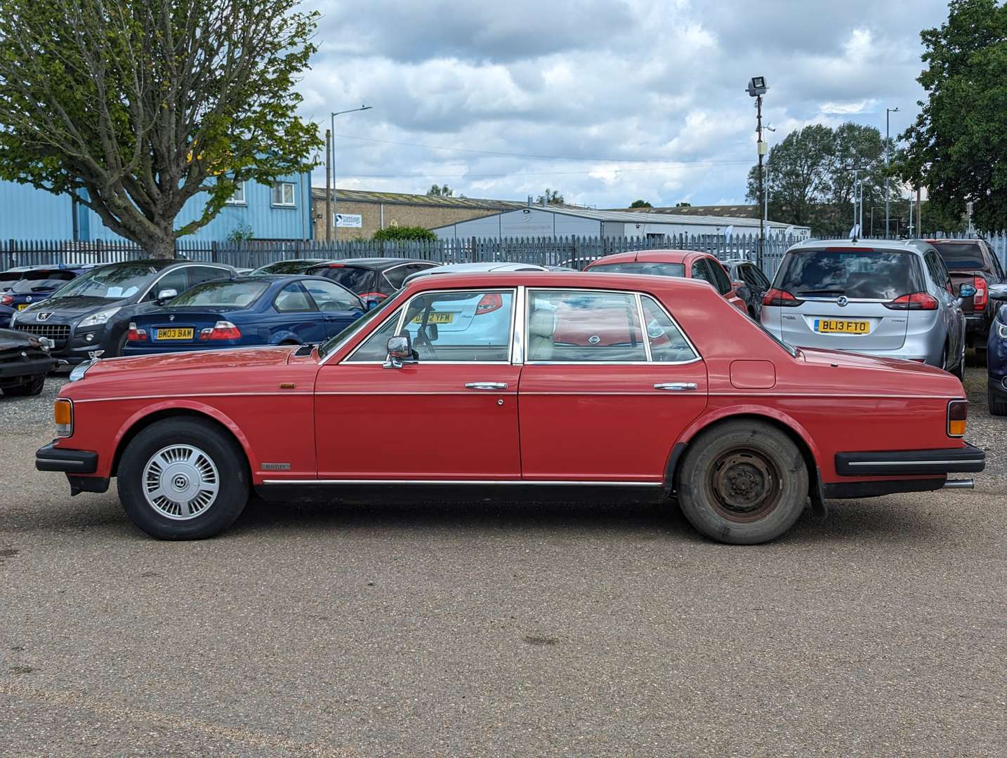 <p>1986 BENTLEY EIGHT&nbsp;</p>