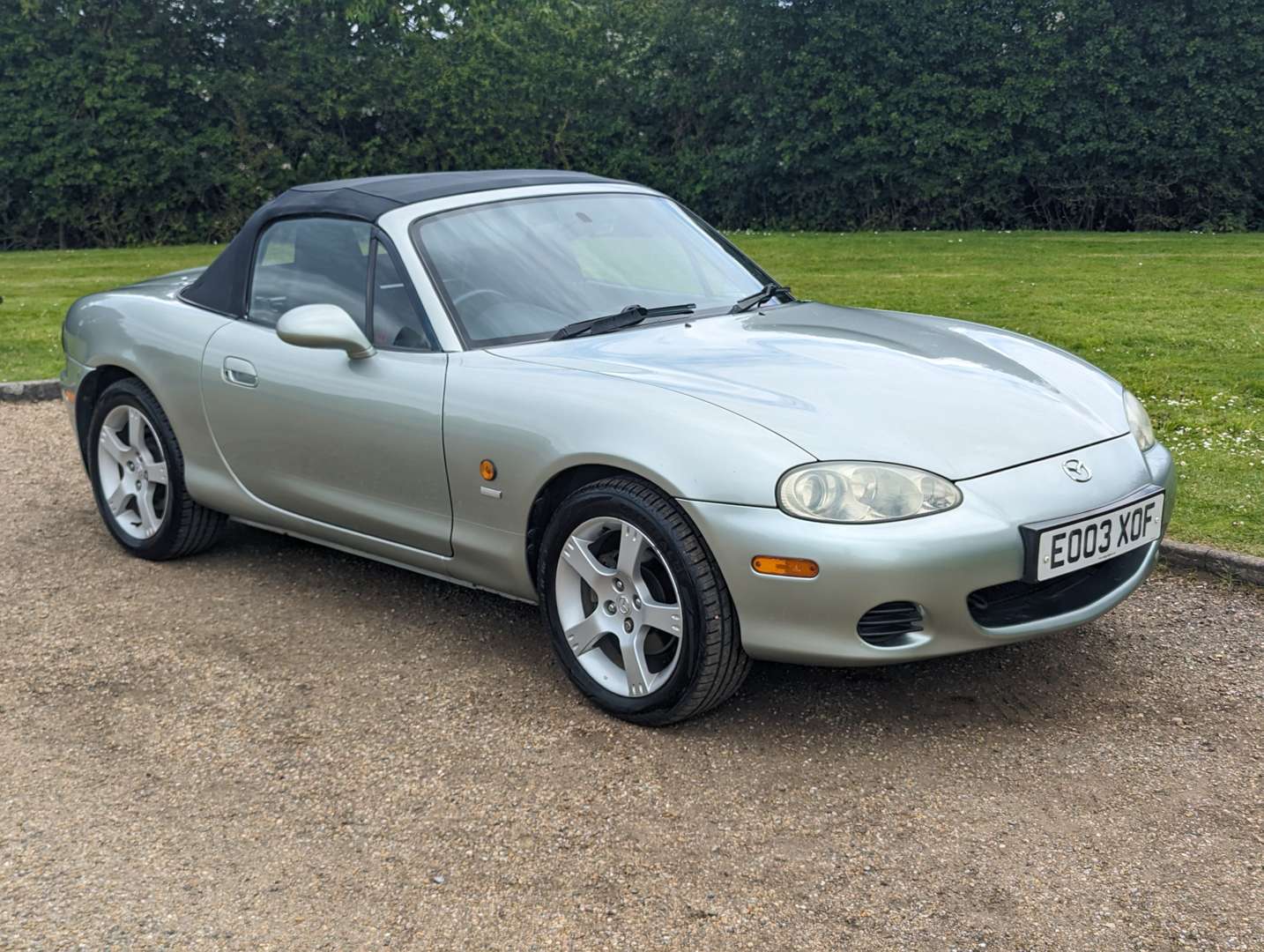 <p>2003 MAZDA MX-5 NEVADA</p>