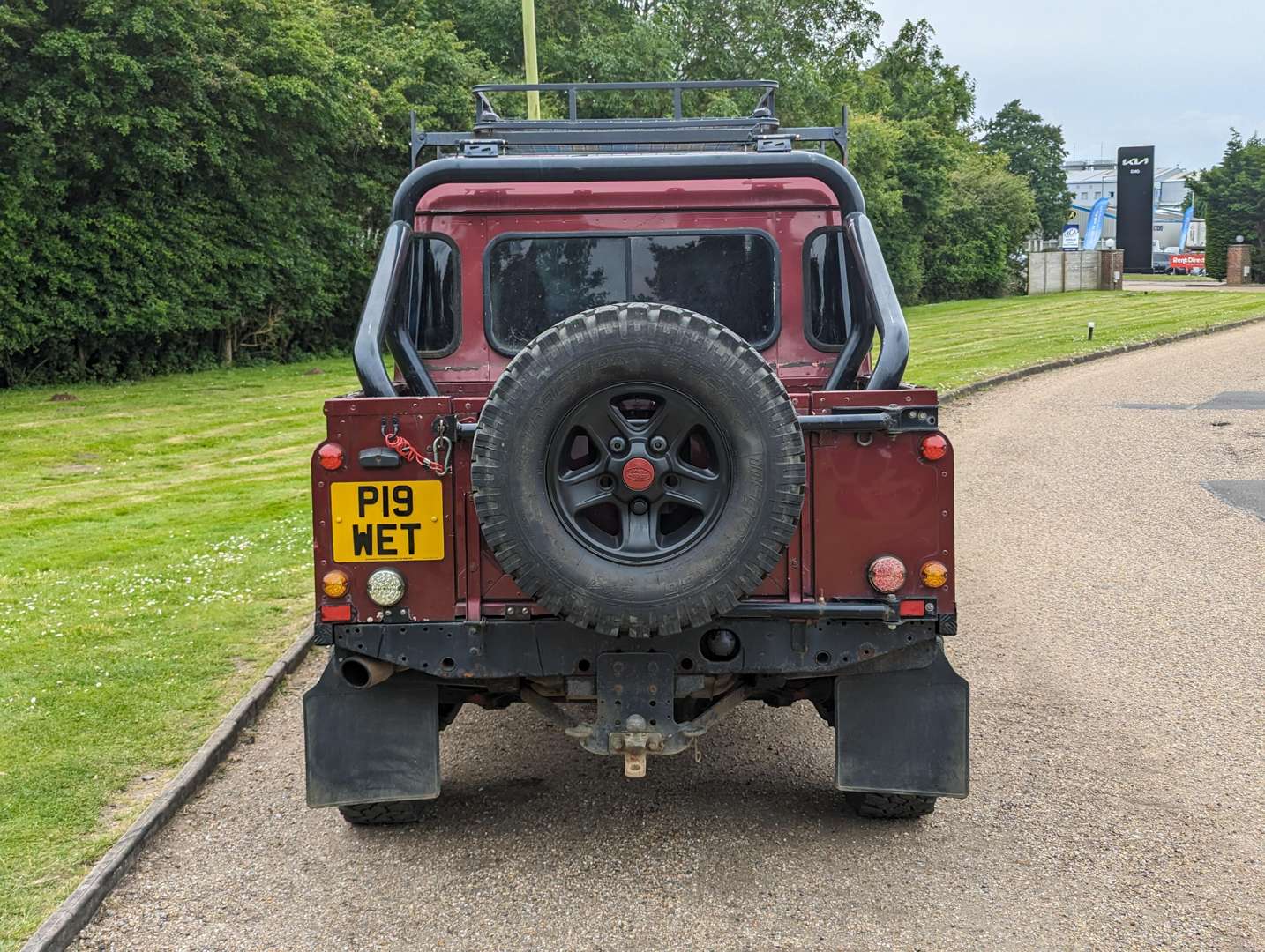 <p>2001 LAND ROVER DEFENDER 110 COUNTY TD5</p>